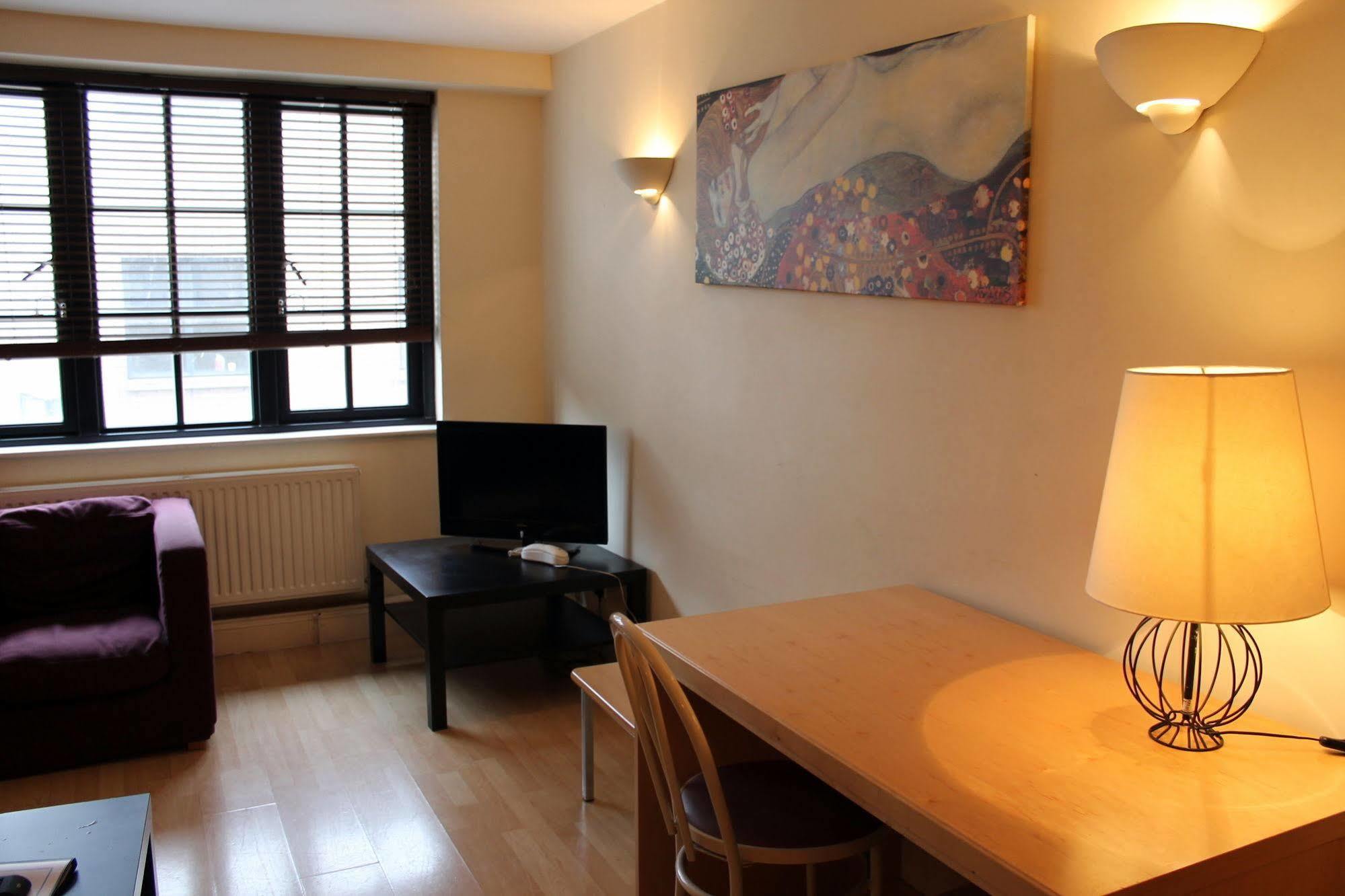 Acorn - Bakers Row Apartments ロンドン エクステリア 写真